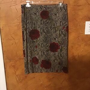 Express Olive Snake-Print Pencil Skirt with Red Rose Motif
